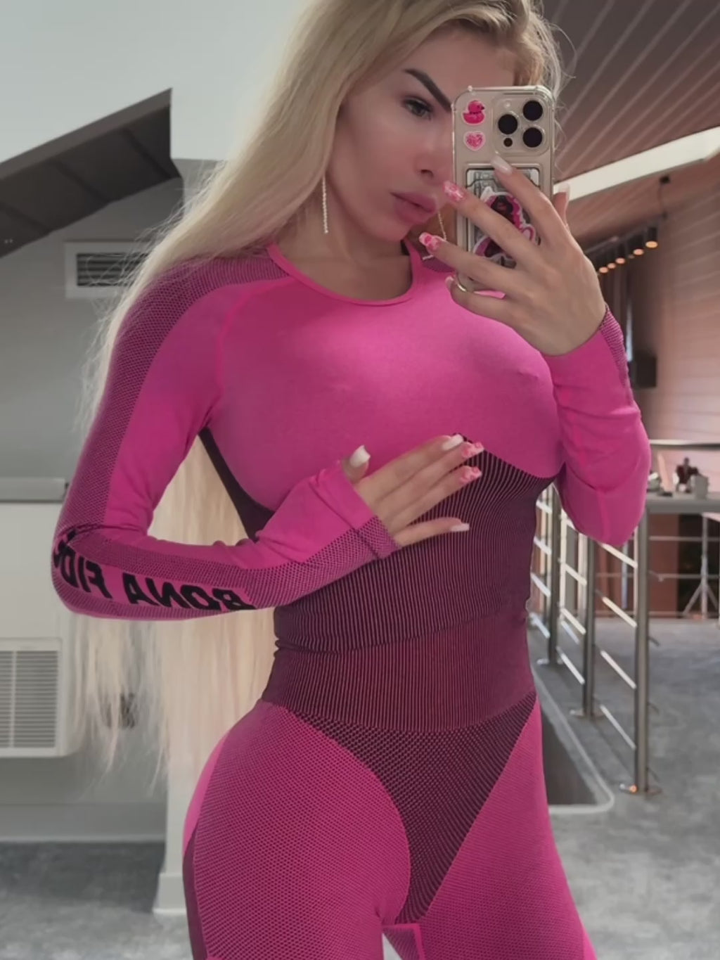 Workout Top Majestic Rash Pink Melanje