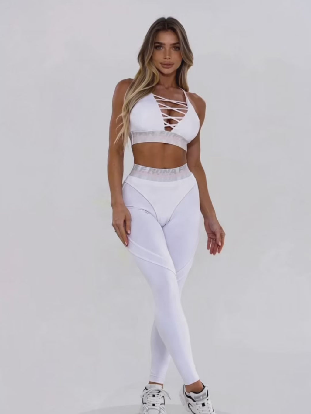 Sports Bra X Top Cloud Dancer